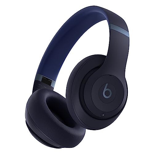 Imagen frontal de Beats Studio Pro - Audífonos Bluetooth inalámbricos con cancelación de Ruido - Audio Espacial Personalizado, Audio Lossless Mediante USB-C, compatibilidad con Apple y Android - Azul Marino