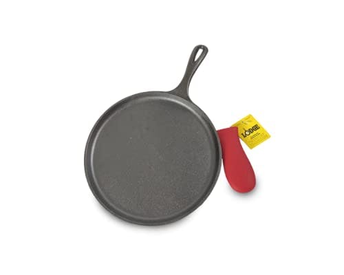 Imagen frontal de Lodge L9OG3ASHH41B Cast Iron Griddle and Hot Handle Holder, 10.5", Black/Red