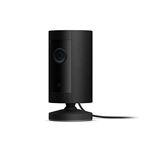Imagen frontal de Ring Indoor Cam (1ra Generación) – cámara de seguridad HD compacta, con enchufe, audio doble vía – Compatible con Alexa – Negra