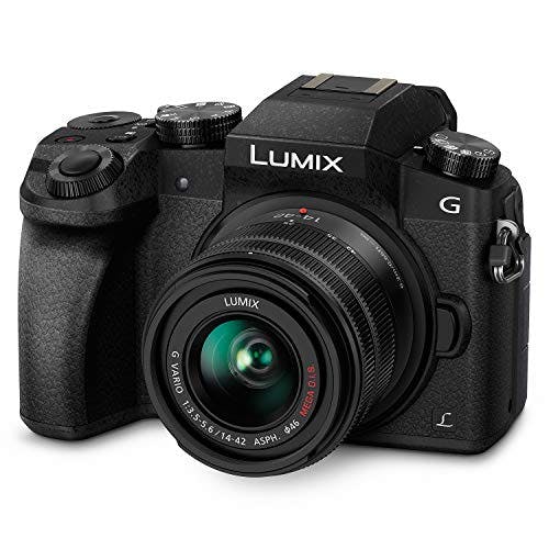 Compara precios Panasonic LUMIX DMC-G7KK DSLM Mirrorless 4K Camera, 14-42 mm Lens Kit (Black)
